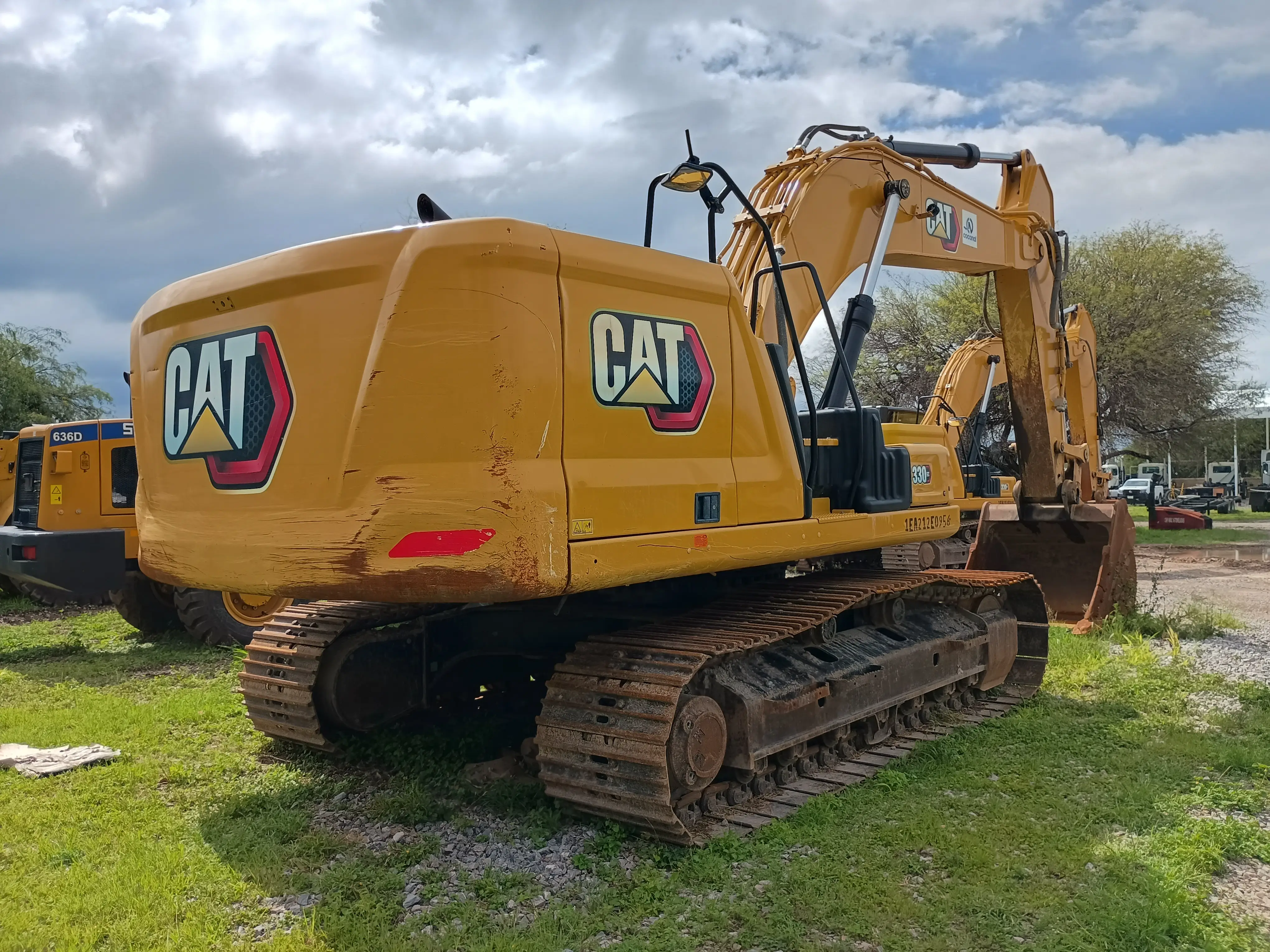 Excavadora usada cat