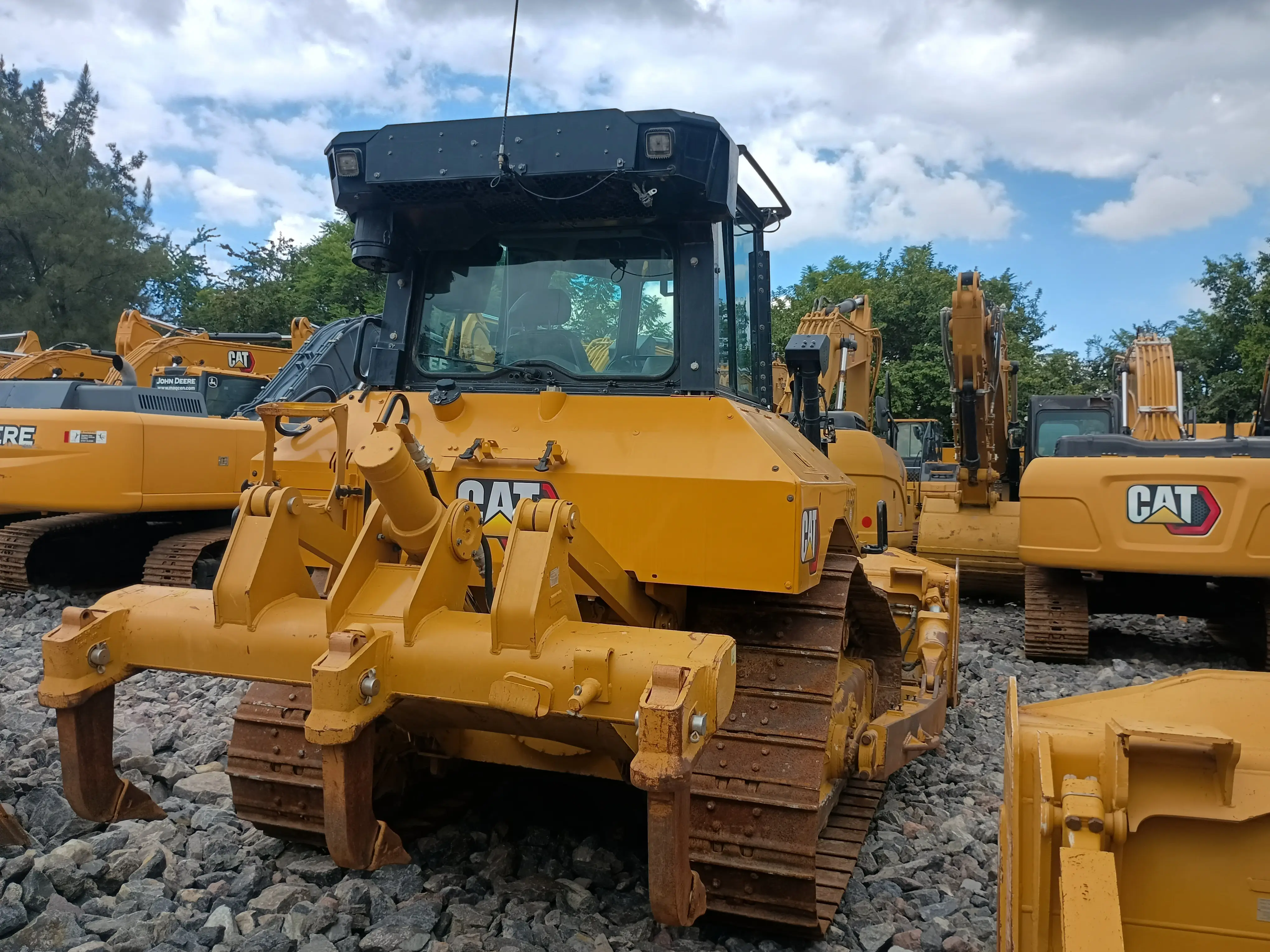 Bulldozer usado cat