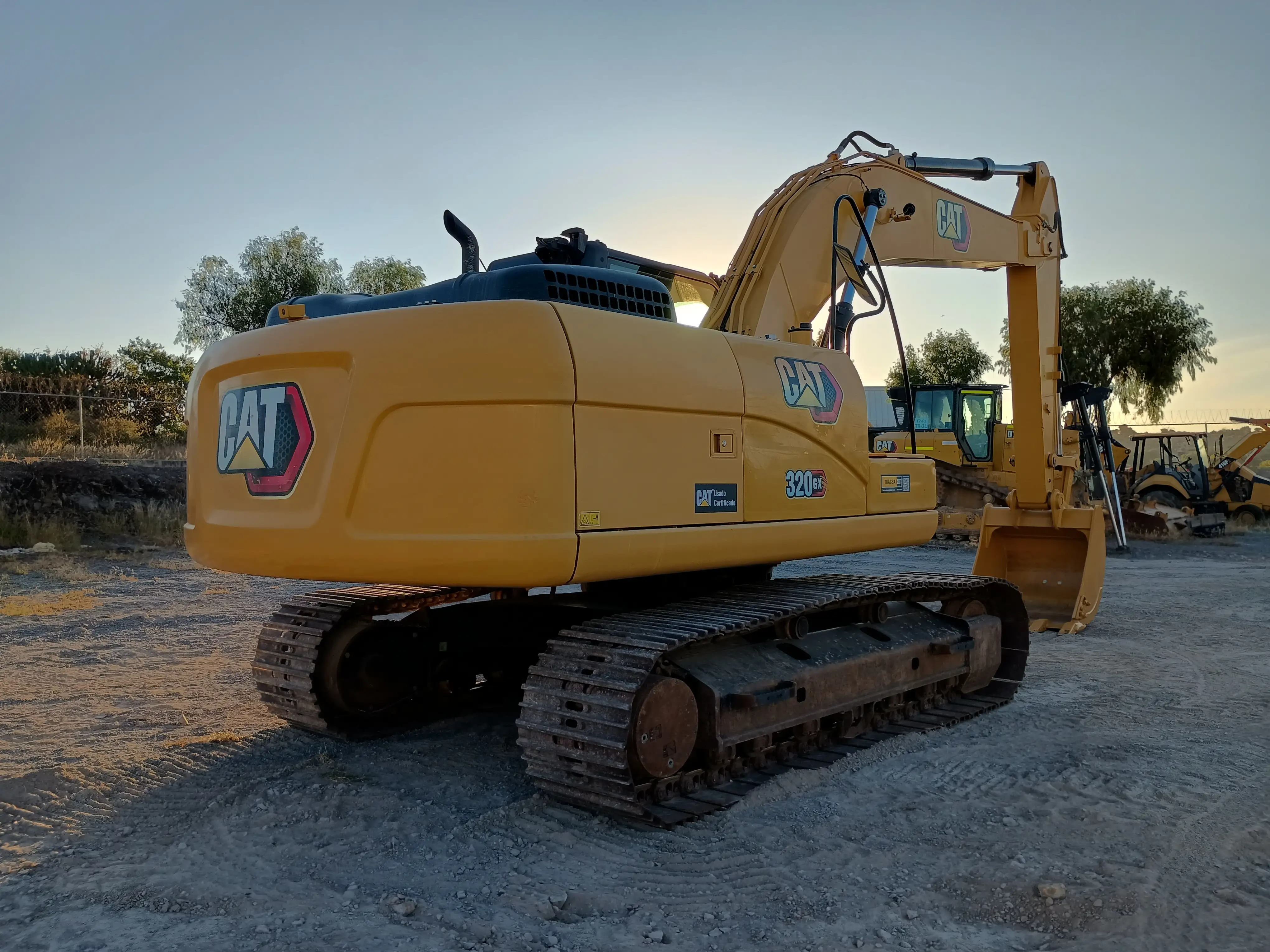 Excavadora usada cat