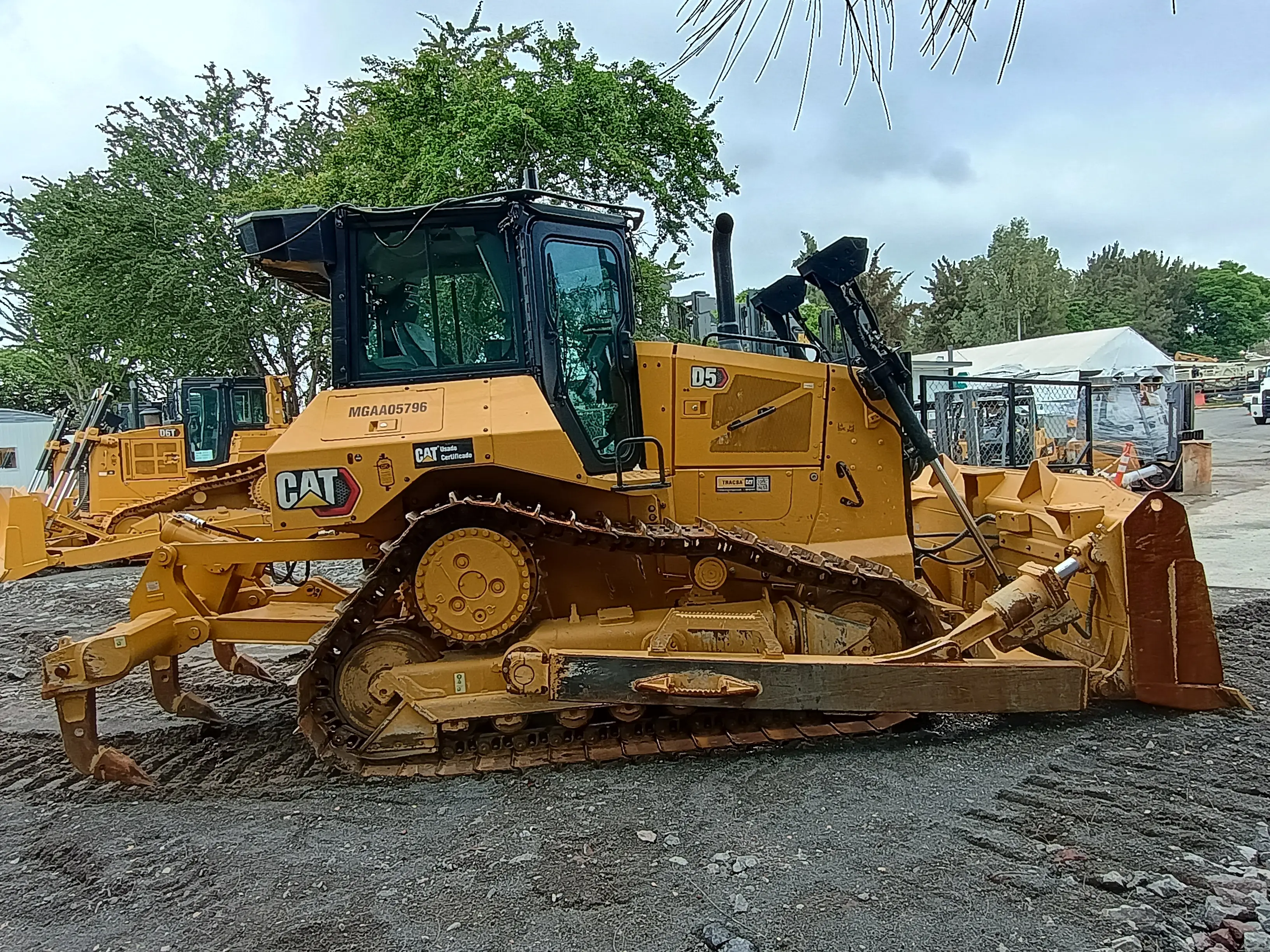 Bulldozer usado cat