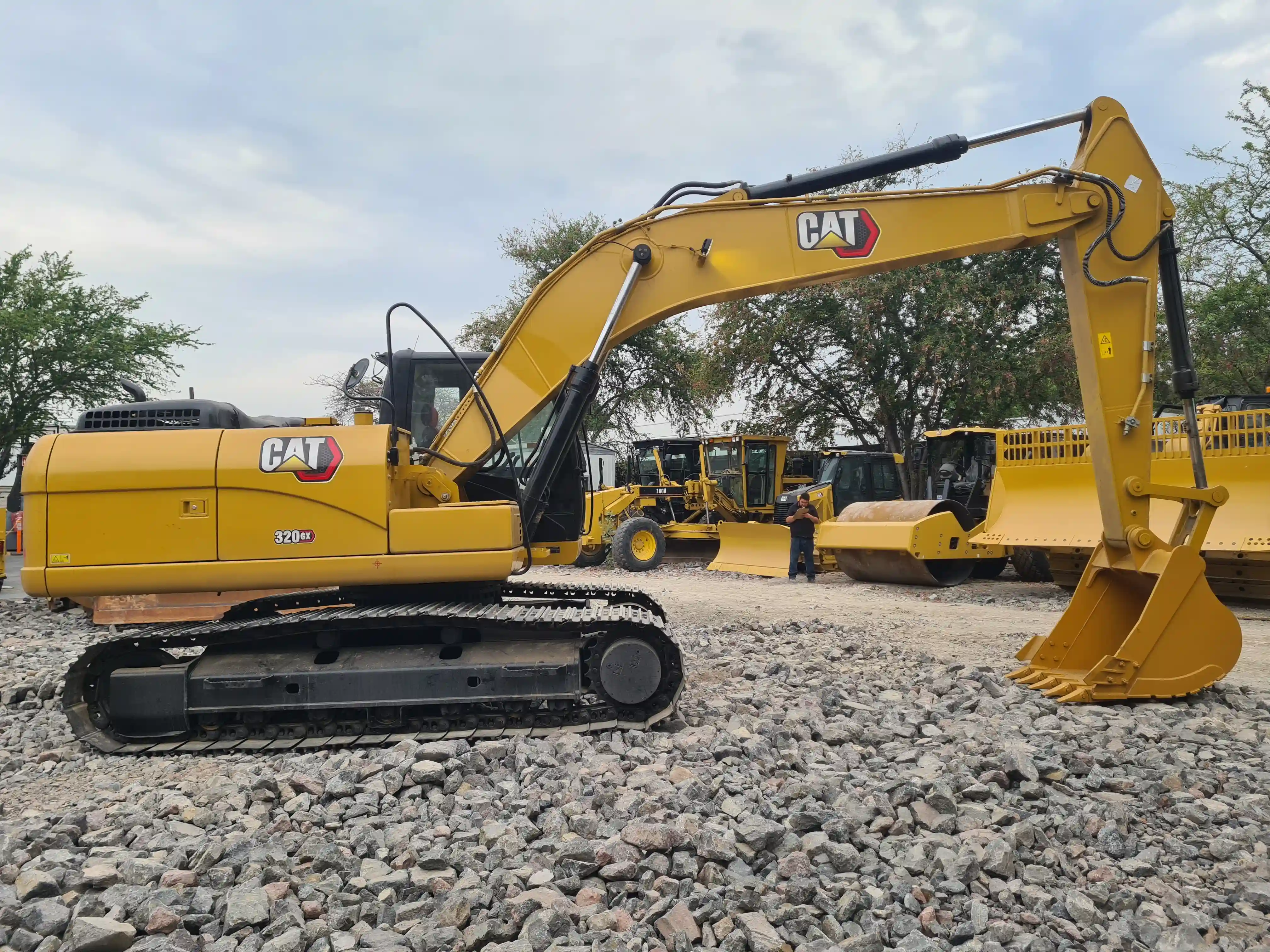 Excavadora usada cat