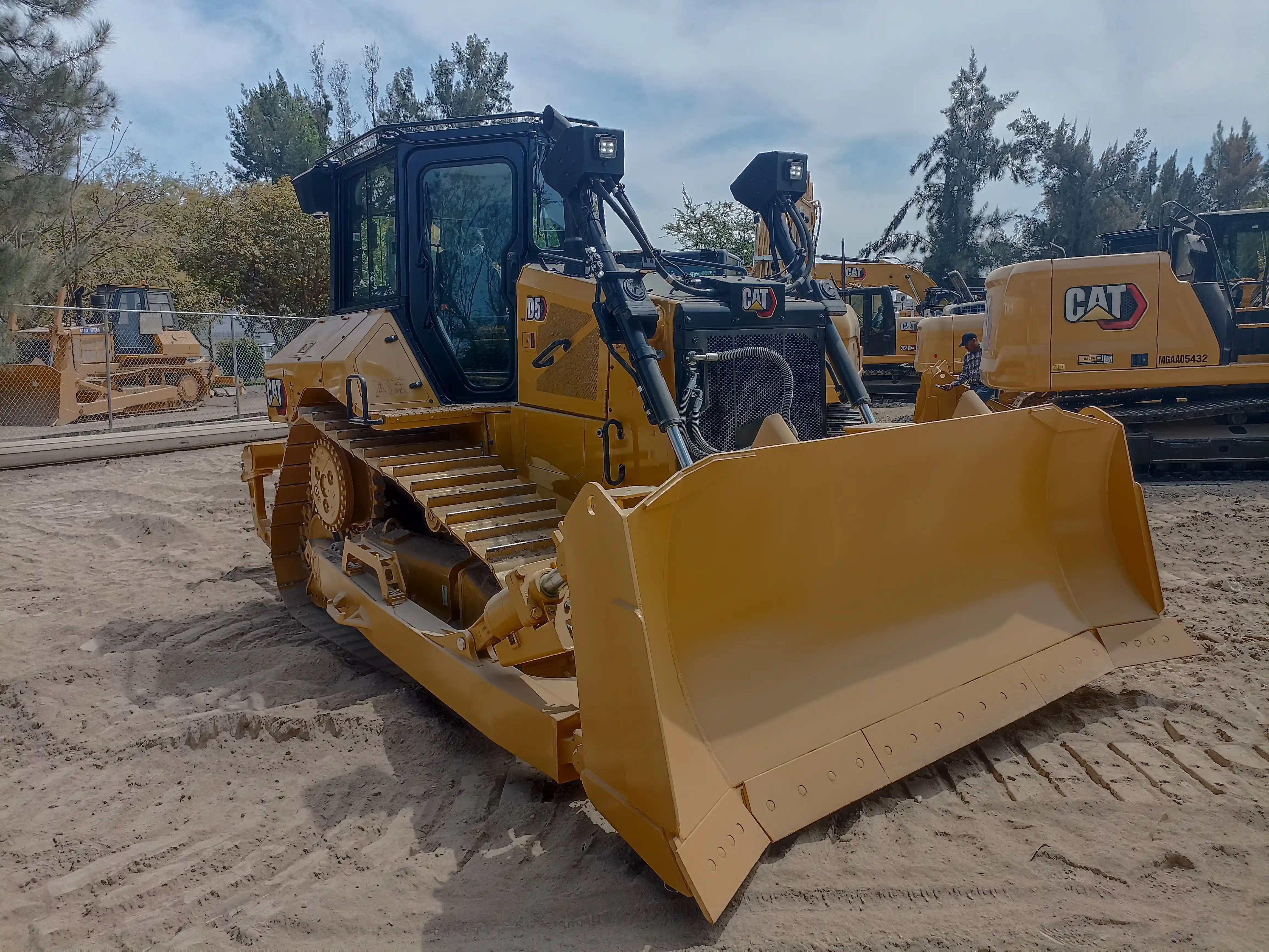 Bulldozer usado cat