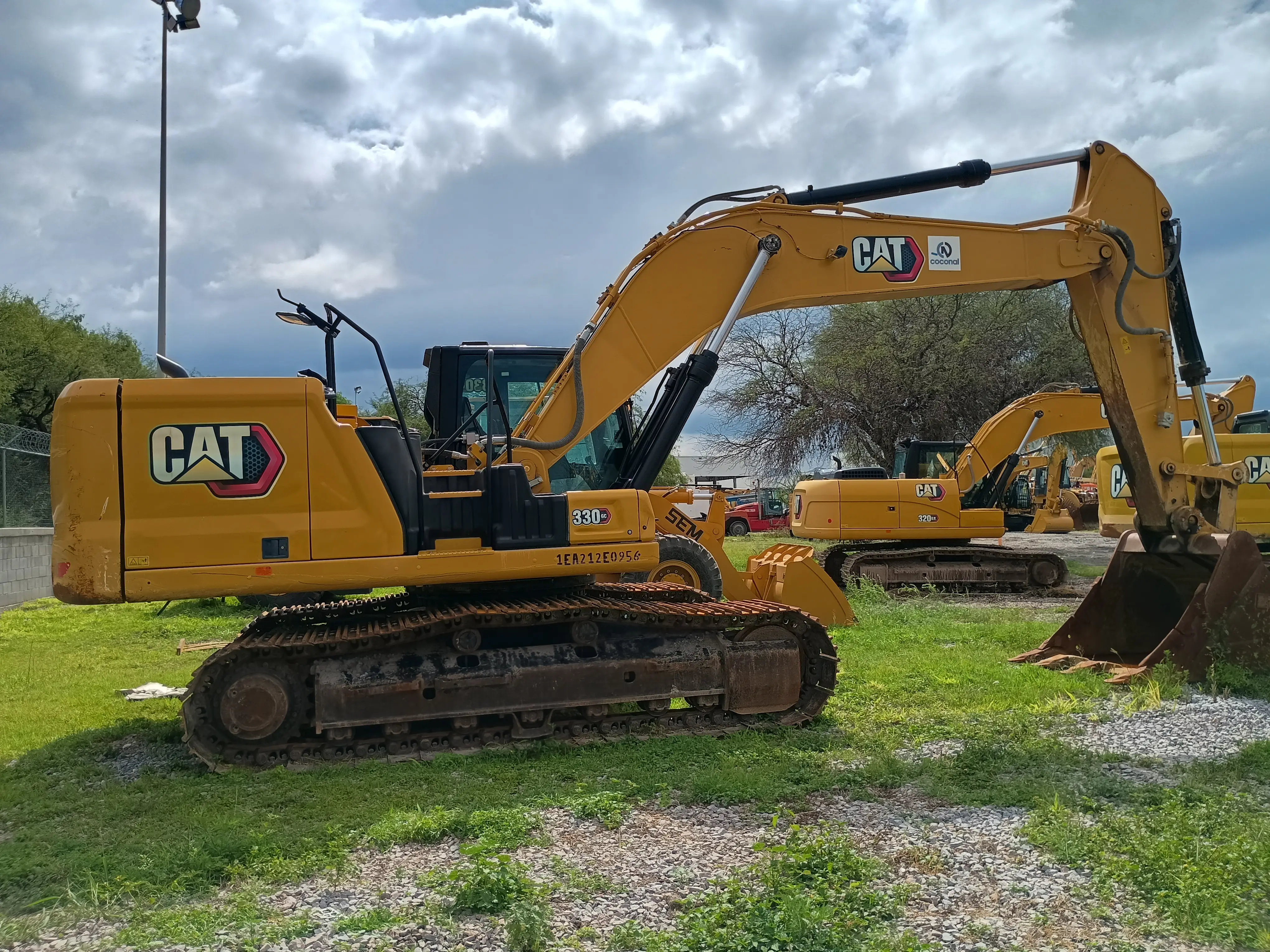 Excavadora usada cat