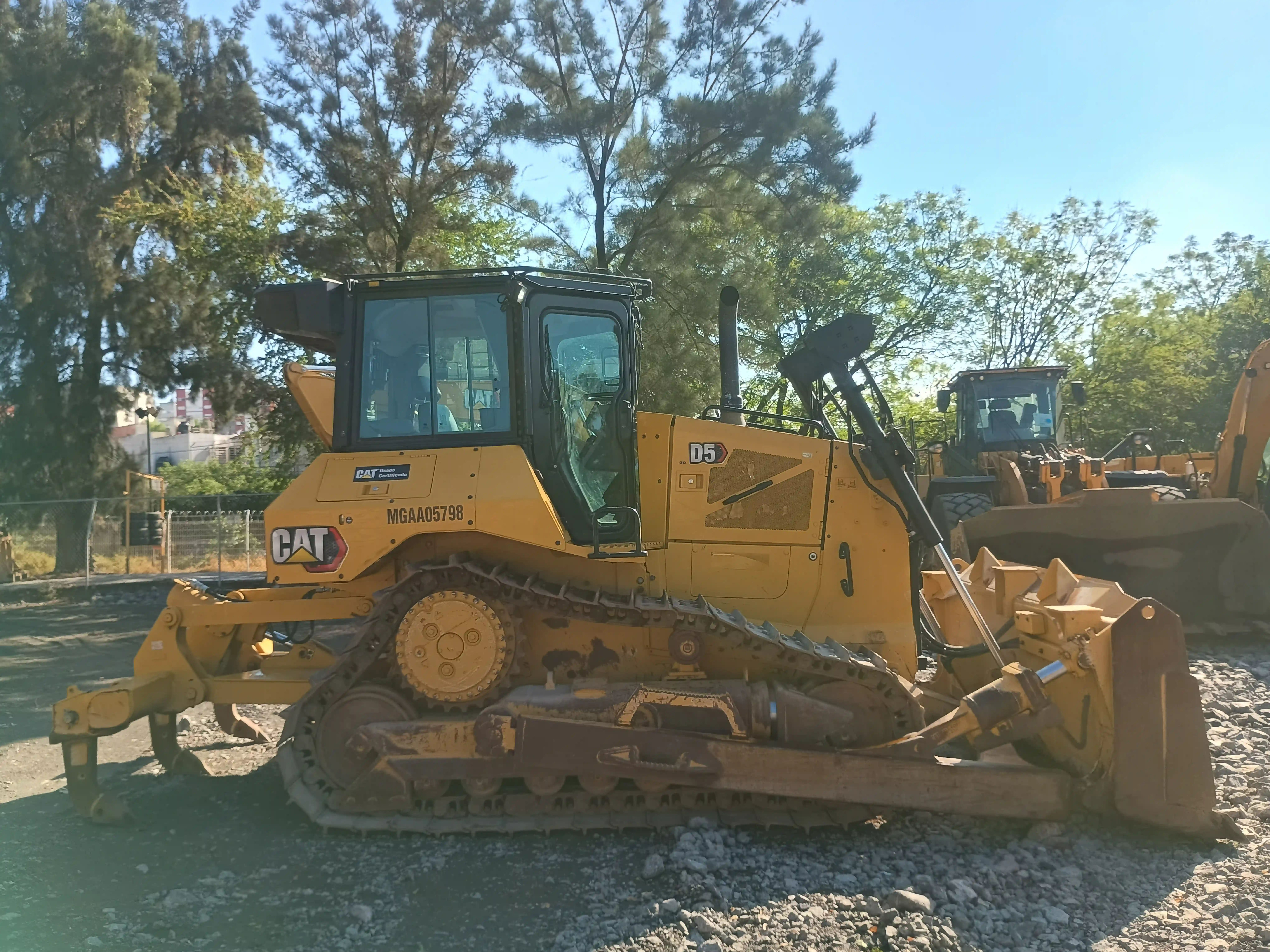 Bulldozer usado cat
