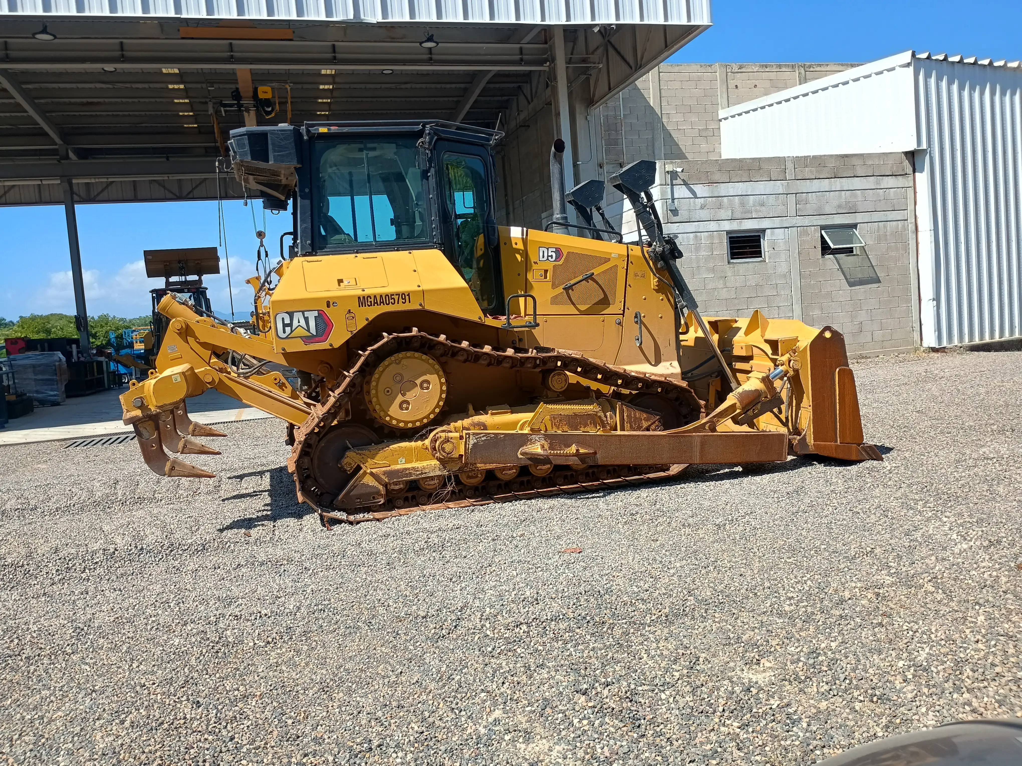 Bulldozer usado cat