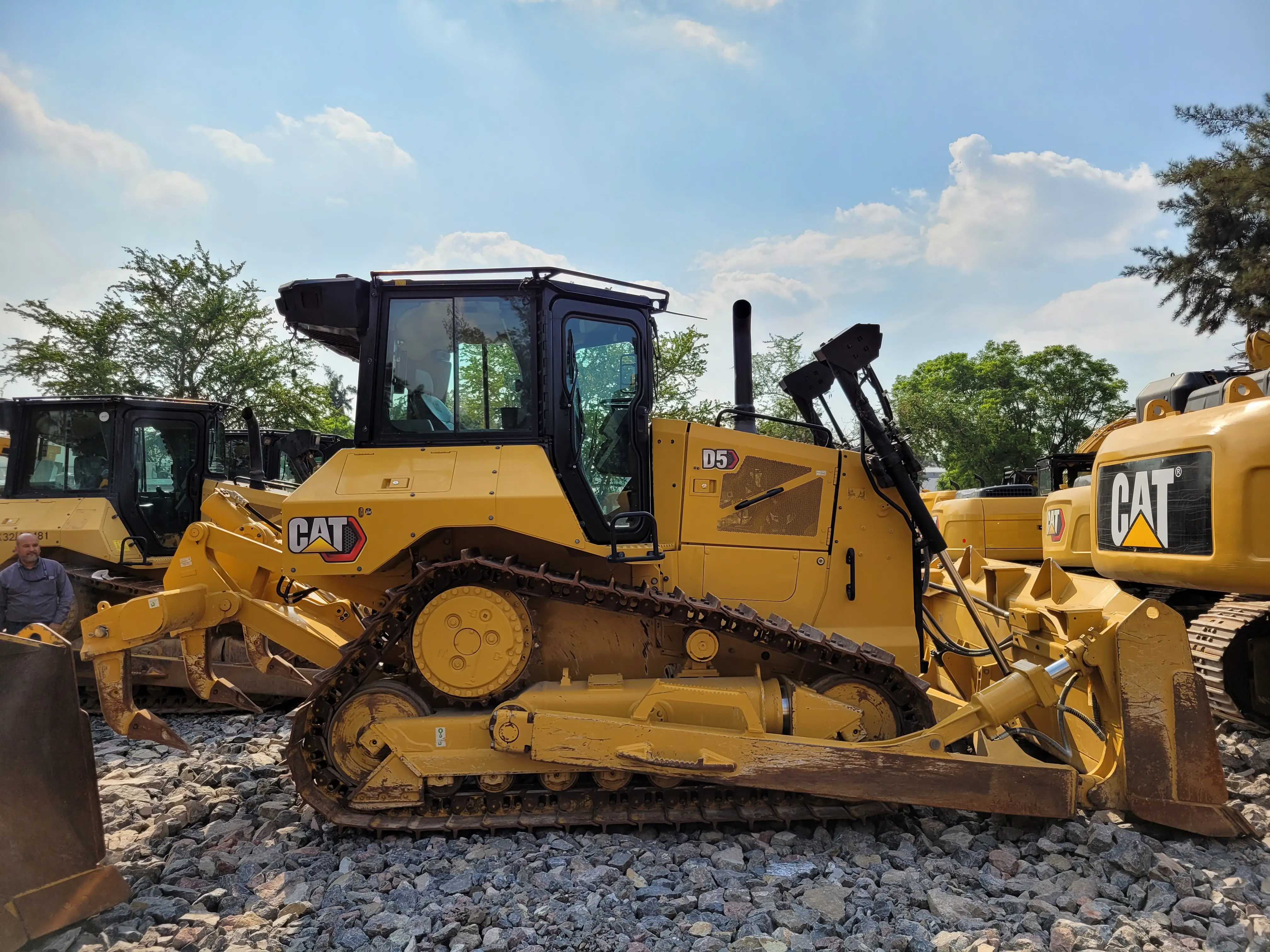 Bulldozer usado cat
