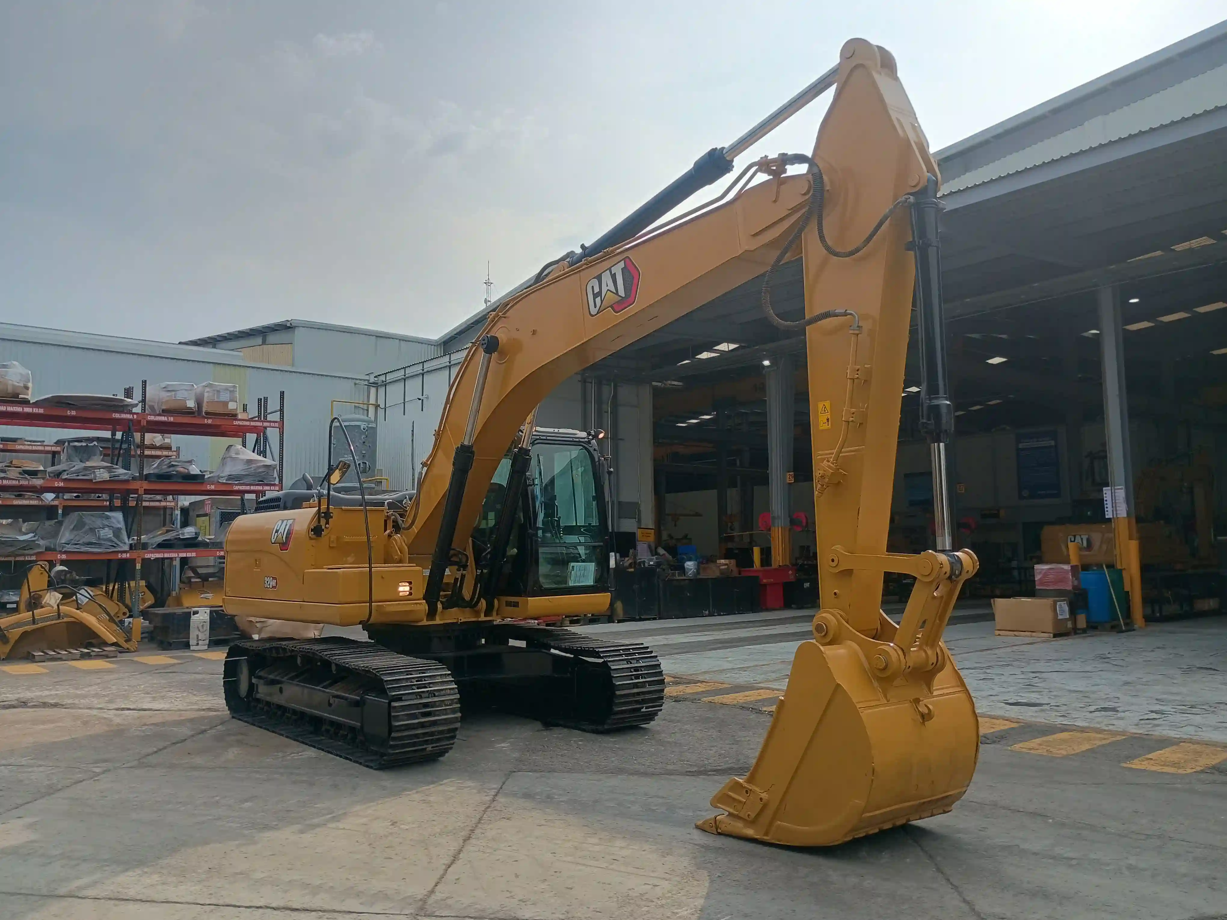 Excavadora usada cat