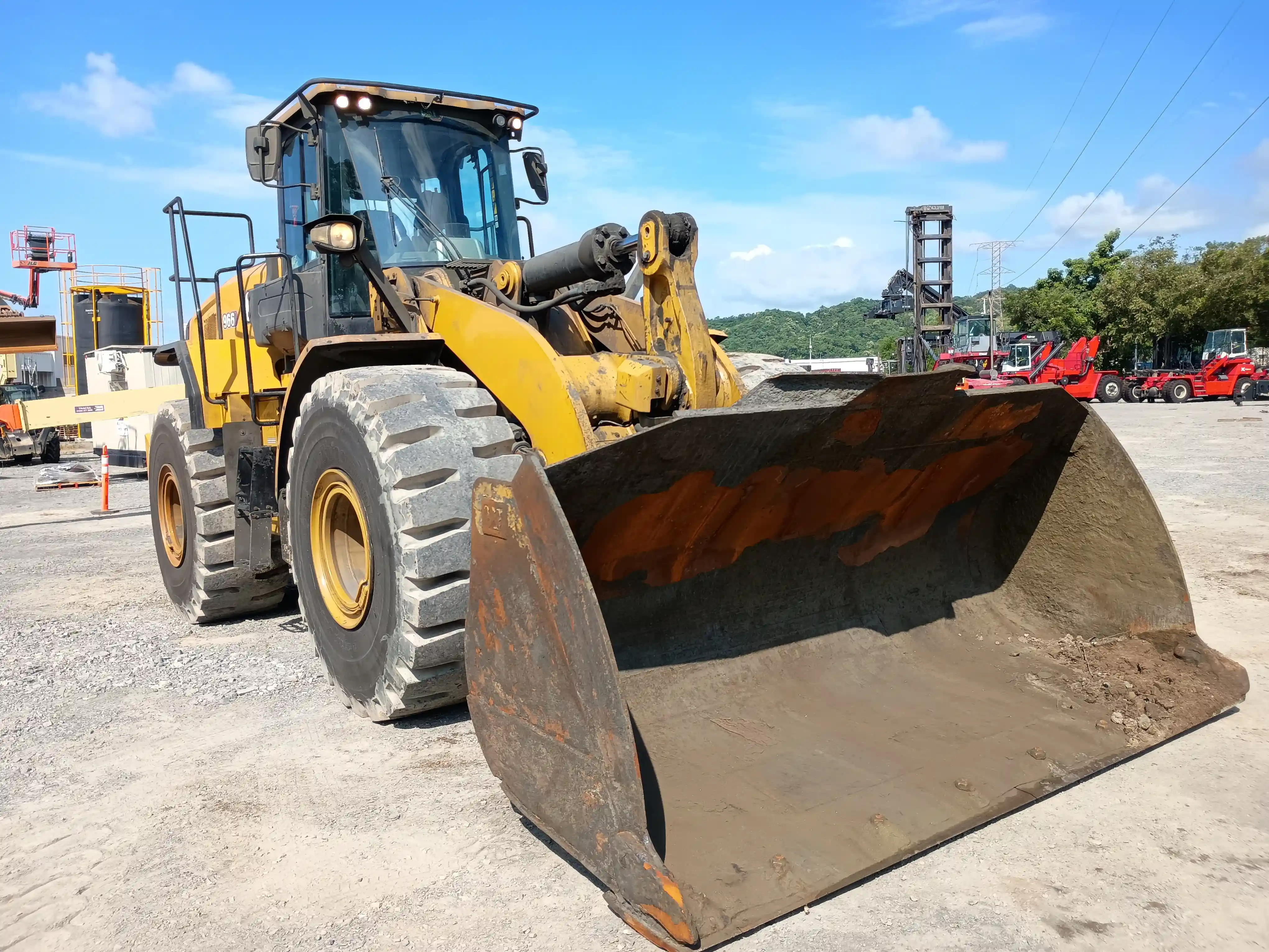 Cargador frontal usado