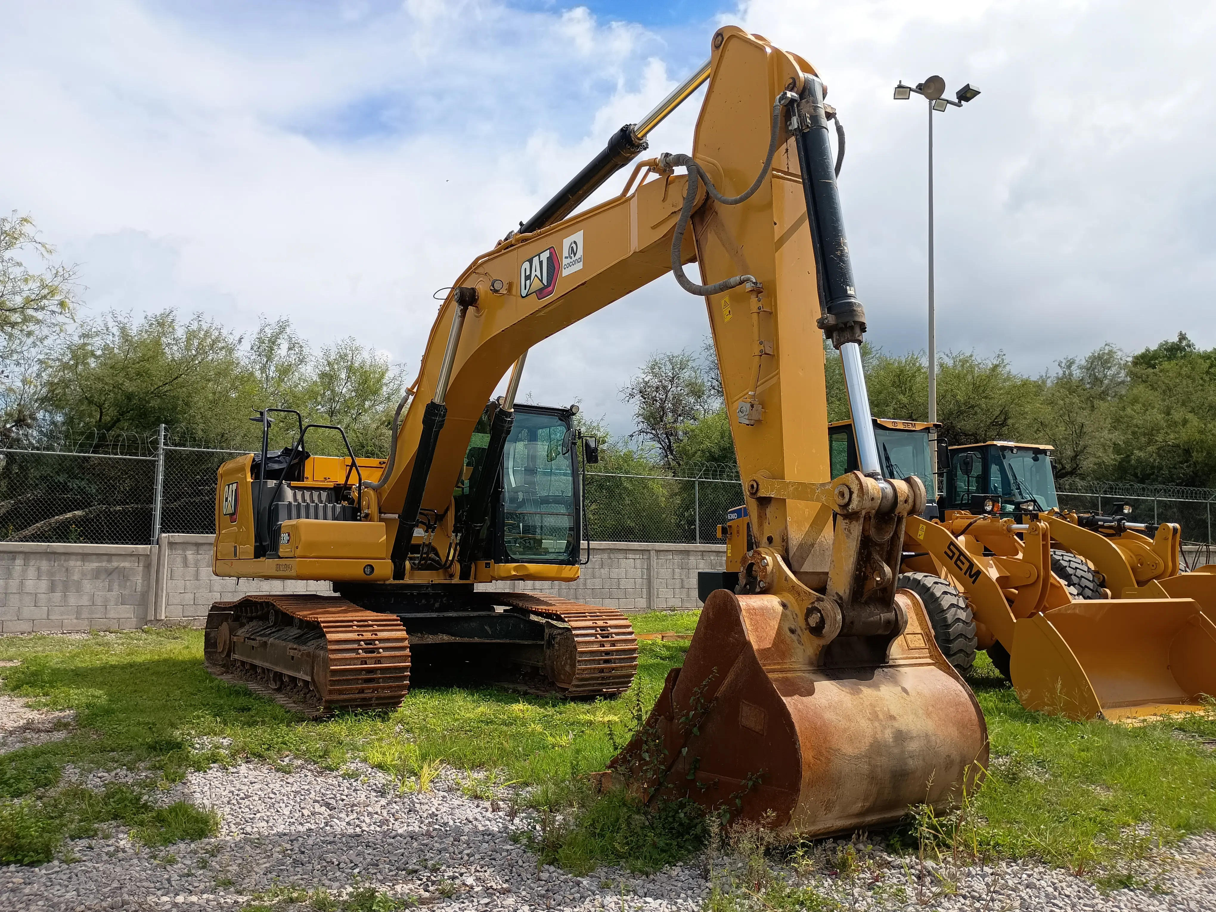 Excavadora usada cat