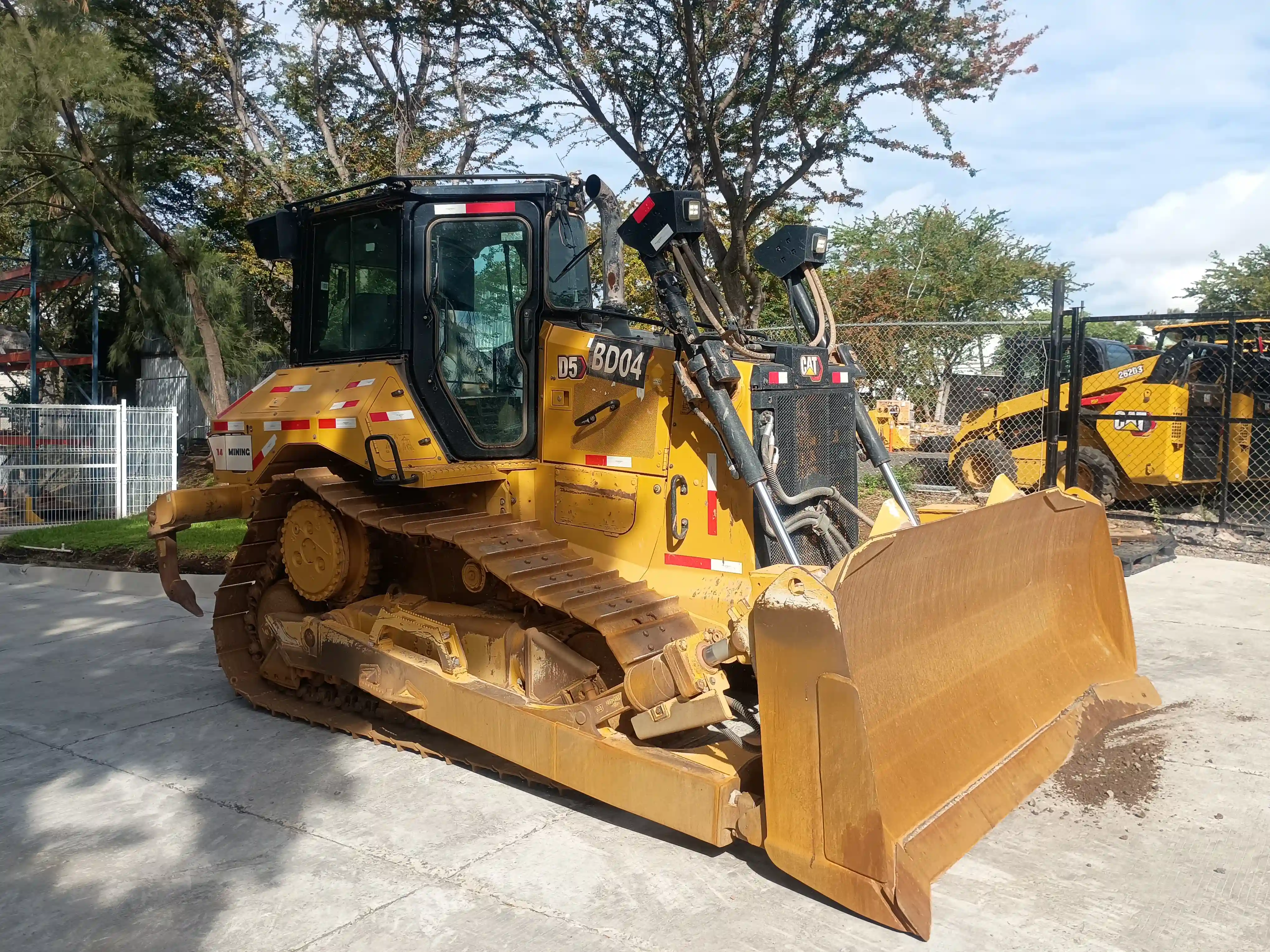 Bulldozer usado cat