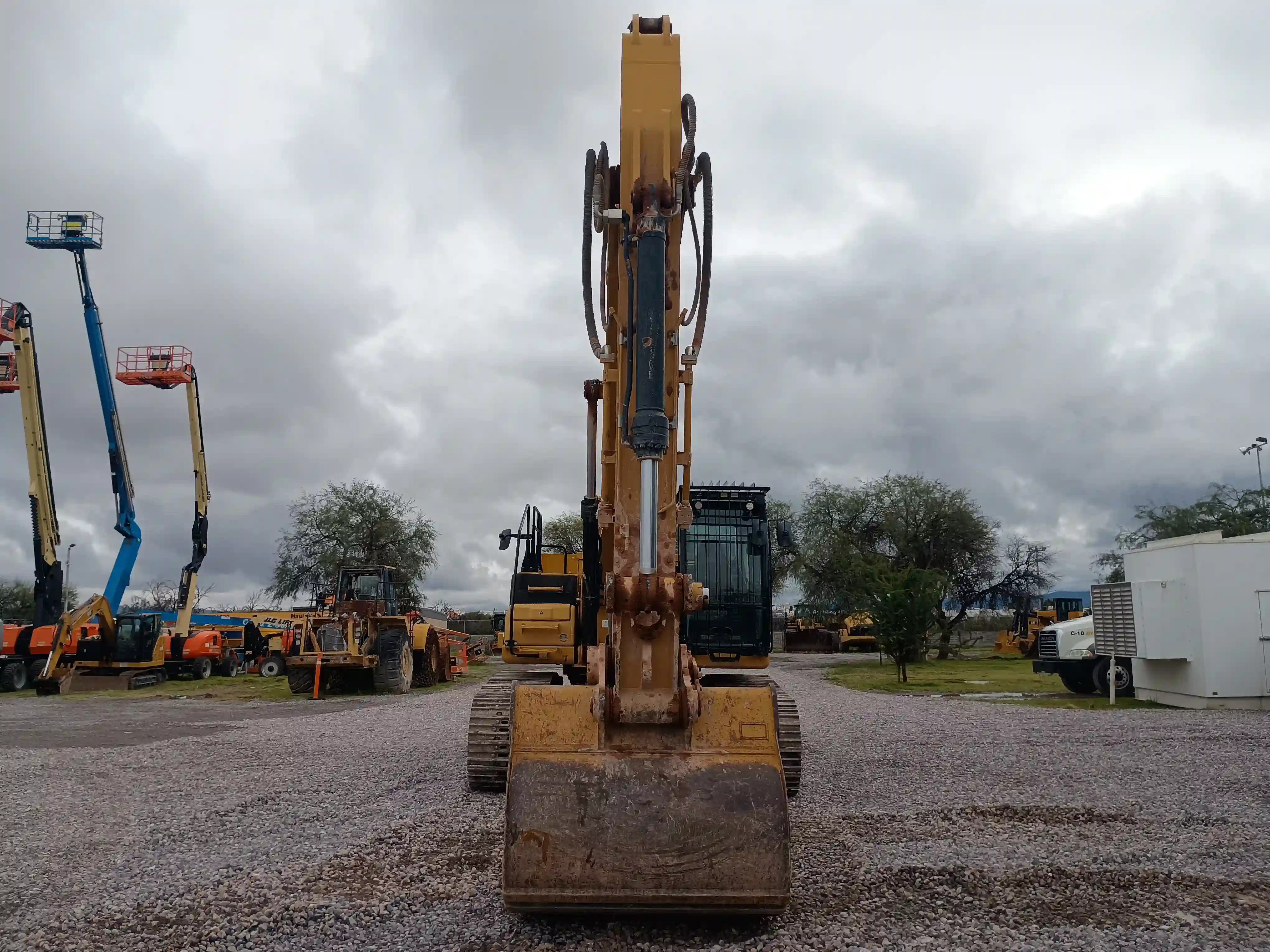 Excavadora usada cat