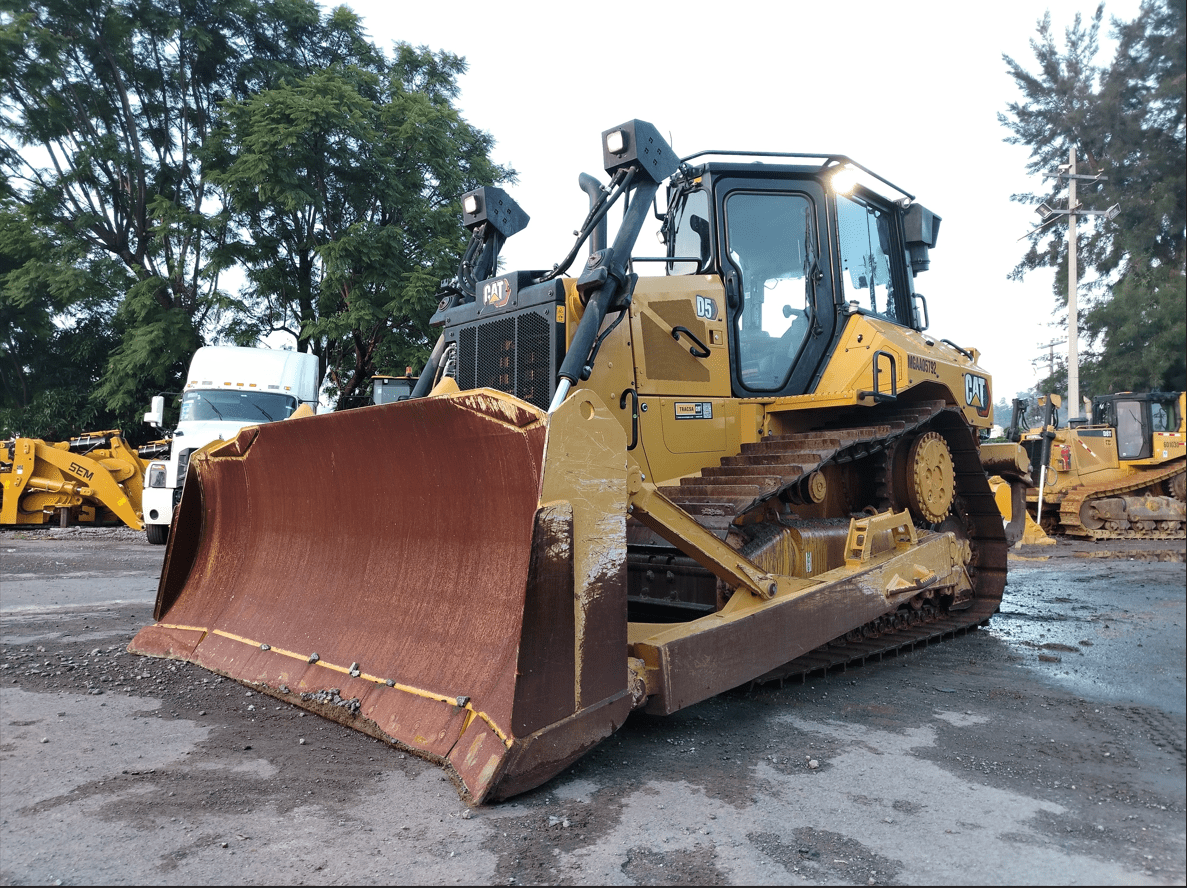 Bulldozer usado cat